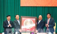 Nguyen Xuan Phuc demande à Hung Yen d’attirer plus d'investisseurs 