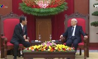 Le nouvel ambassadeur japonais reçu par Nguyen Phu Trong