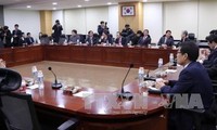 République de Corée: le parti au pouvoir se divise