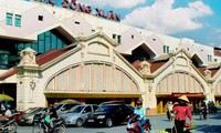 Dông Xuân, le plus grand marché de la capitale