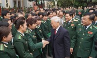 Nguyen Phu Trong présente ses vœux au Commandement des gardes-frontières