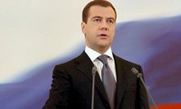 Dmitri Medvedev élu à la tête du parti au pouvoir