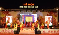Ouverture de la fête des couleurs printanières à Kon Tum
