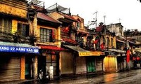 Partie 2 – Niveau intermédiaire – Leçon 31: Les rues et l'architecture de Hanoi