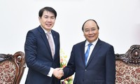 Nguyên Xuân Phuc reçoit le président du groupe singapourien CapitaLand