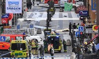 Attentat au camion-bélier à Stockholm: 4 morts et 15 blessés