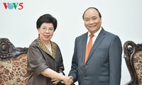 Le Premier ministre Nguyen Xuan Phuc reçoit la directrice générale de l’OMS 