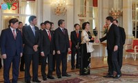 Nguyen Thi Kim Ngan rencontre le président et le Premier ministre hongrois