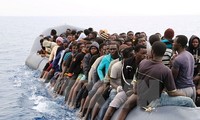 Plus de 2.000 migrants secourus en une journée en Méditerranée