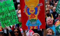États-Unis: Manifestations pour que Trump dévoile sa feuille d’impôts