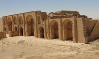 Irak: les forces progouvernementales reprennent le site antique de Hatra
