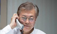 Le président sud-coréen s'entretient avec les dirigeants chinois et japonais au téléphone