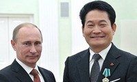   L’émissaire spécial de Moon Jae-in rencontre Vladimir Poutine