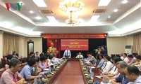 Rencontre avec des chefs de missions diplomatiques vietnamiennes