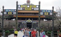 Le nombre de touristes étrangers en hausse à Huê