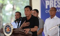 Duterte exclut les pourparlers avec des militants de prises d'otages à Marawi