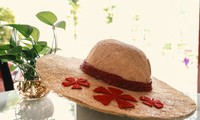 Le chapeau en fibre de coco, une idée novatrice
