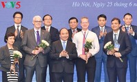 Le Premier ministre à la conférence de promotion de l’investissement de Hanoï 2017