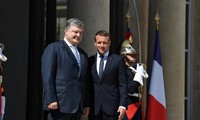 Emmanuel Macron a reçu le président ukrainien Petro Porochenko à l'Elysée