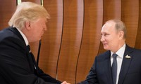 Première rencontre Donald Trump-Vladimir Poutine
