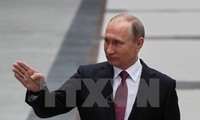 Nouvelles sanctions: Poutine promet une réponse à «l'insolence» américaine