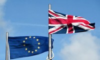  Brexit-Londres veut négocier les biens et services ensemble