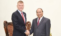 Un vice-président de la BAD reçu par le Premier ministre Nguyen Xuan Phuc