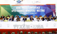 Conférence de presse sur les résultats de la conférence des ministres des Finances de l’APEC