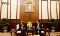 Tran Dai Quang reçoit des ambassadeurs étrangers