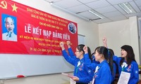 Quand les jeunes s’efforcent d’adhérer au Parti communiste vietnamien