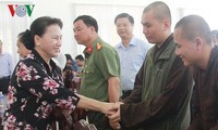 Nguyên Thi Kim Ngân rencontre des électeurs de Phong Diên