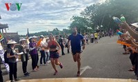 Mille cinq cents personnes au semi-marathon Hué 2018
