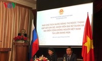 Dang Thi Ngoc Thinh rencontre la communauté vietnamienne en Russie