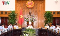 Nguyên Xuân Phuc travaille avec les dirigeants de Ninh Thuân