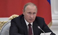 Vladimir Poutine veut renforcer la capacité d'armement de la Russie 