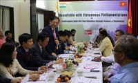 Renforcer la coopération vietnamo-indienne dans le domaine des technologies