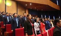 Le Premier ministre Nguyên Xuân Phuc dialogue avec l’Union des jeunes vietnamiens