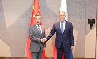 Le ministre des AE chinois rencontre son homologue russe en Ouzbékistan