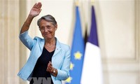 France: Élisabeth Borne présente la feuille de route de son gouvernement