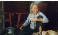Những bức ảnh về Mẹ Việt Nam anh hùng của nhà báo Trần Hồng