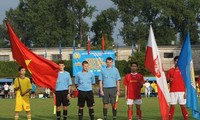 Ba Lan: Bế mạc giải bóng đá Cộng đồng hè 2012 