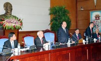 Phó Thủ tướng Nguyễn Xuân Phúc tiếp Đoàn đại biểu công dân Campuchia