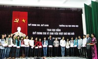 Quỹ học bổng Chung-Soo Hàn Quốc trao tặng 20.000 USD cho học sinh VN