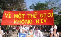 Việt Nam huy động các nguồn lực để mở rộng chương trình phòng chống HIV/AIDS
