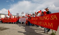 Cộng đồng người Việt tại đông Slovakia mít tinh phản đối Trung Quốc