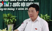 Phó Thủ tướng Phạm Bình Minh tiếp xúc cử tri tại Quảng Ninh