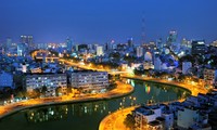 Thành phố Hồ Chí Minh tập trung kiềm chế lạm phát và kích cầu cuối năm