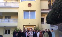 Đại sứ Việt Nam tại Hy Lạp gặp mặt kiều bào nhân dịp năm mới 2015