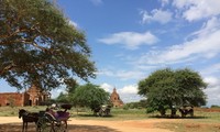 Bagan đẹp ngời trong nắng