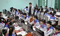 Năm 2017, Việt Nam có 10% các hoạt động đời sống xã hội được đưa lên Internet 